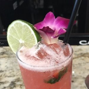 Meet your Posher, Alexis